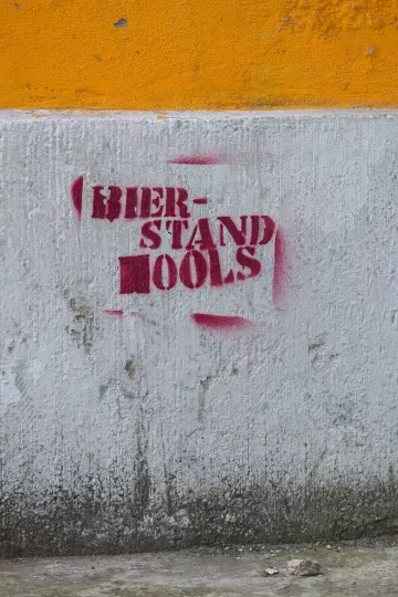 Hauswand in der Merseburger-Strasse in Leipzig.