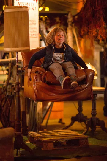 Ein lebendiger Sessel im Bimbotown in Leipzig.