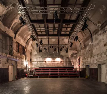 Blick in den ehemaligen Tanzsaal im Westflügel Lindenfels.