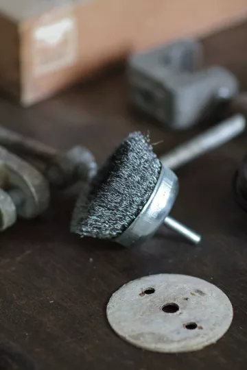 Detailaufnahme eines Schleifgerätes.